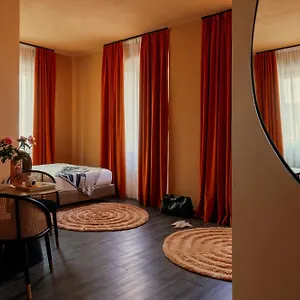 esth-suite-apartment-del-don-8.italymilanhotels.net/