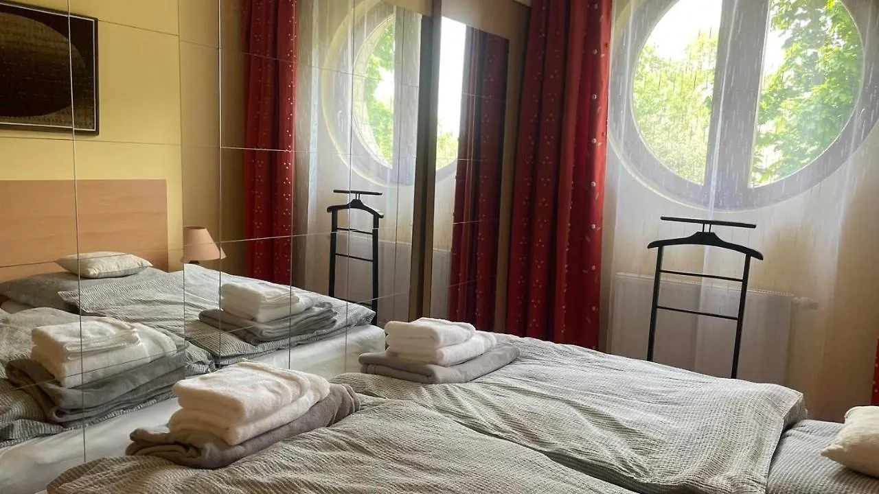 Apartment Kis-Celli Apartman Budapest Hungary
